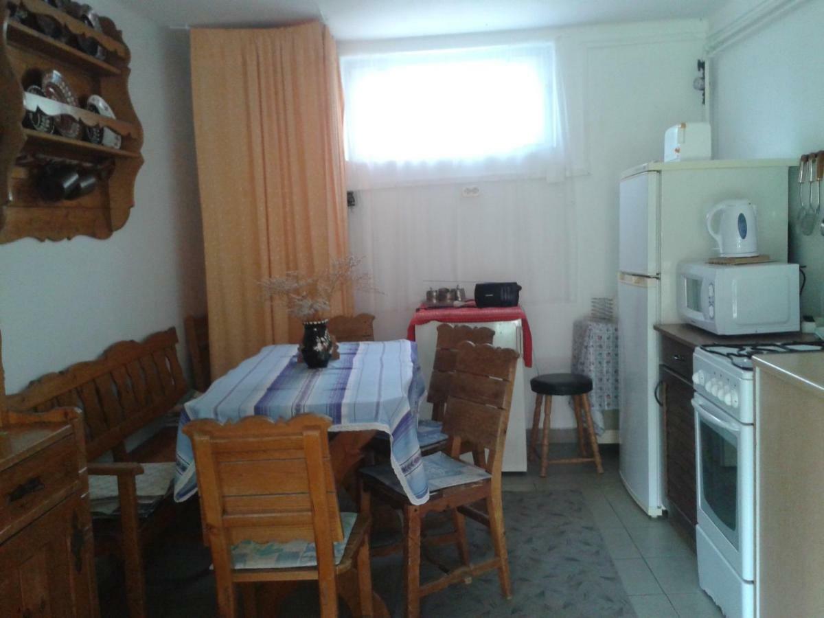 Sarkadi Apartman Хайдусобосло Экстерьер фото